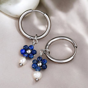Silberne Lapis-Lazuli- und Perlenblüten-Creolen