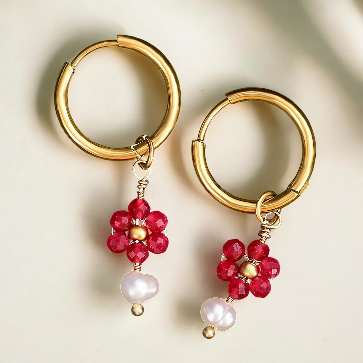 Boucles d'oreilles créoles en perles et agates Golden Grace