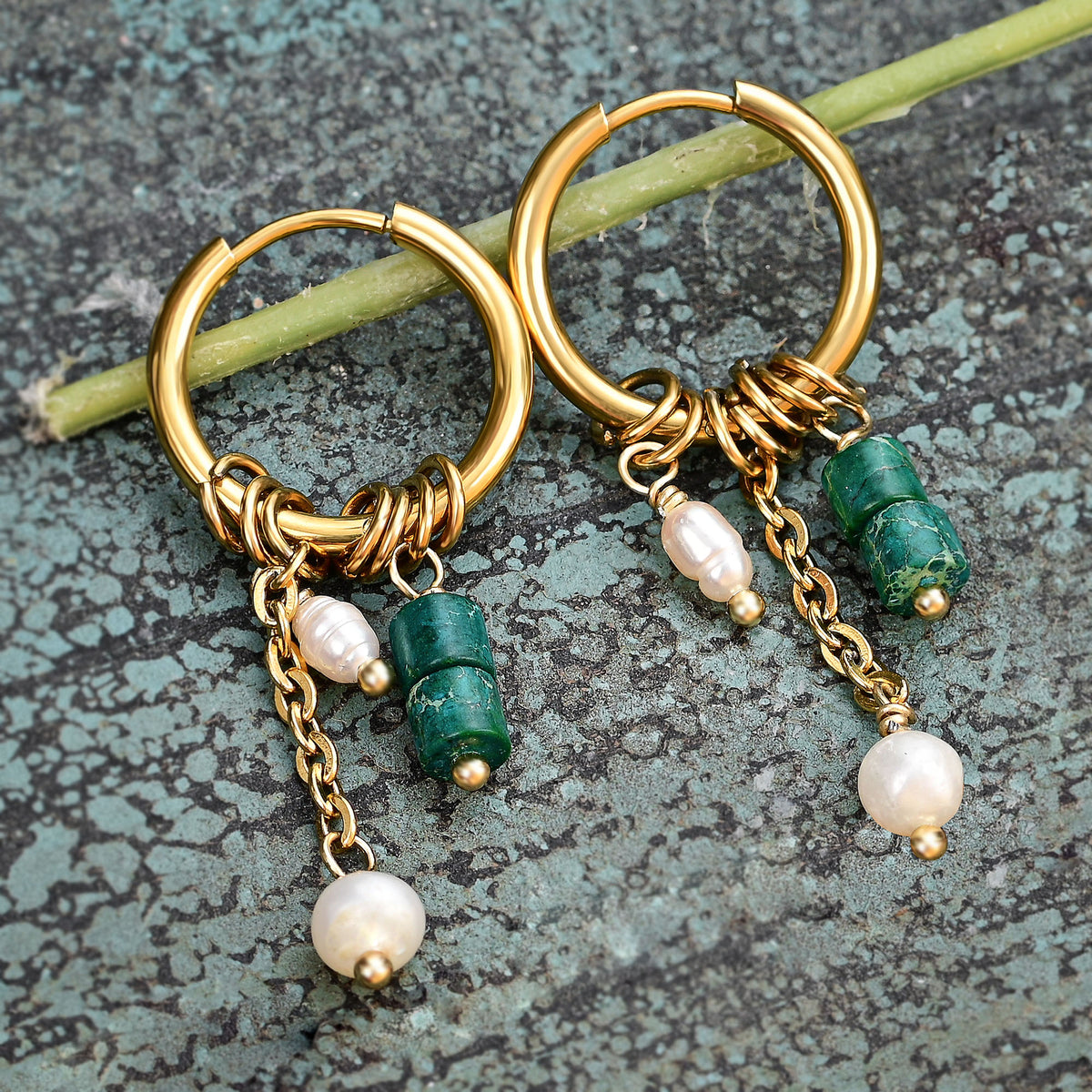 Boucles d'oreilles créoles en perles et agates Golden Grace