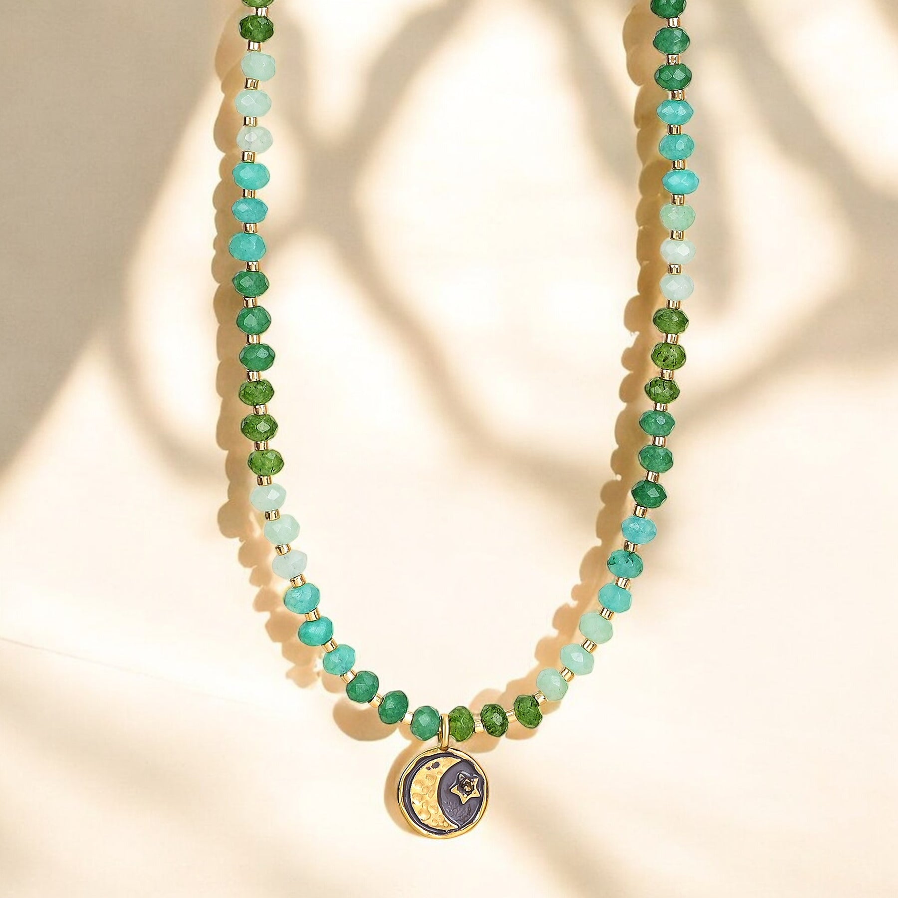 Lunar Dream Jade Halskette