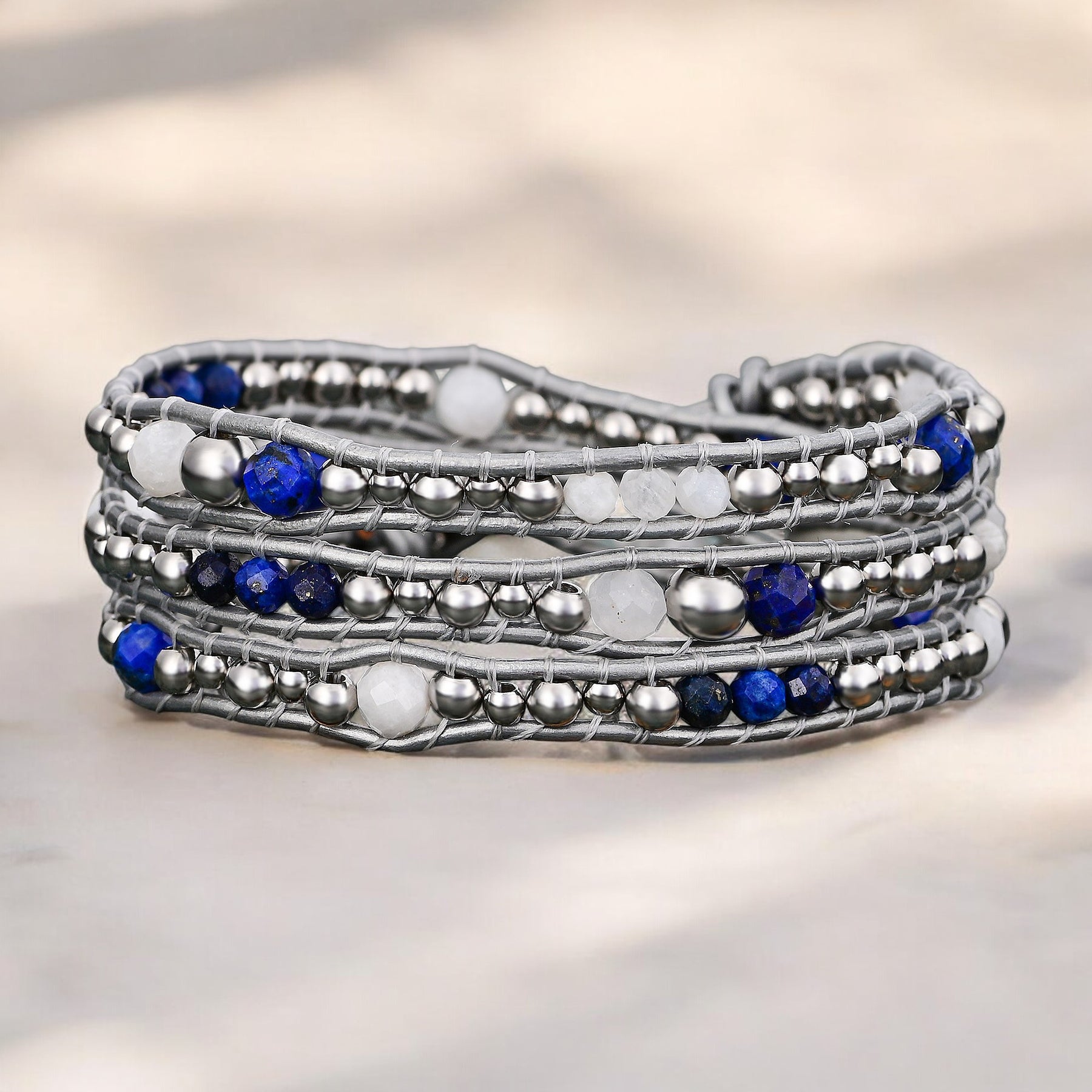 Bracelet enveloppant de protection en lapis céleste