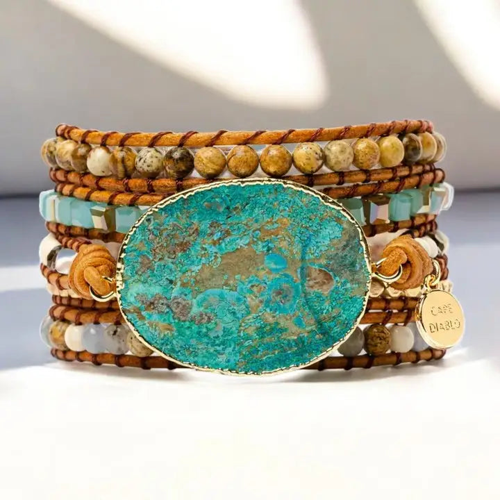 Armband aus blauem Erdjaspisstein