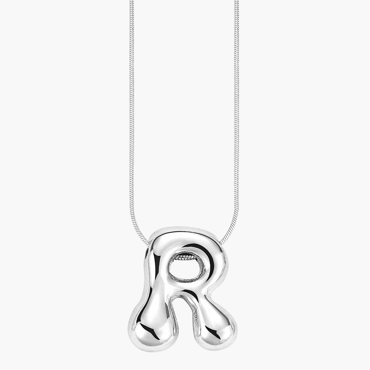 Collier initial en lettres bulles à éclat argenté