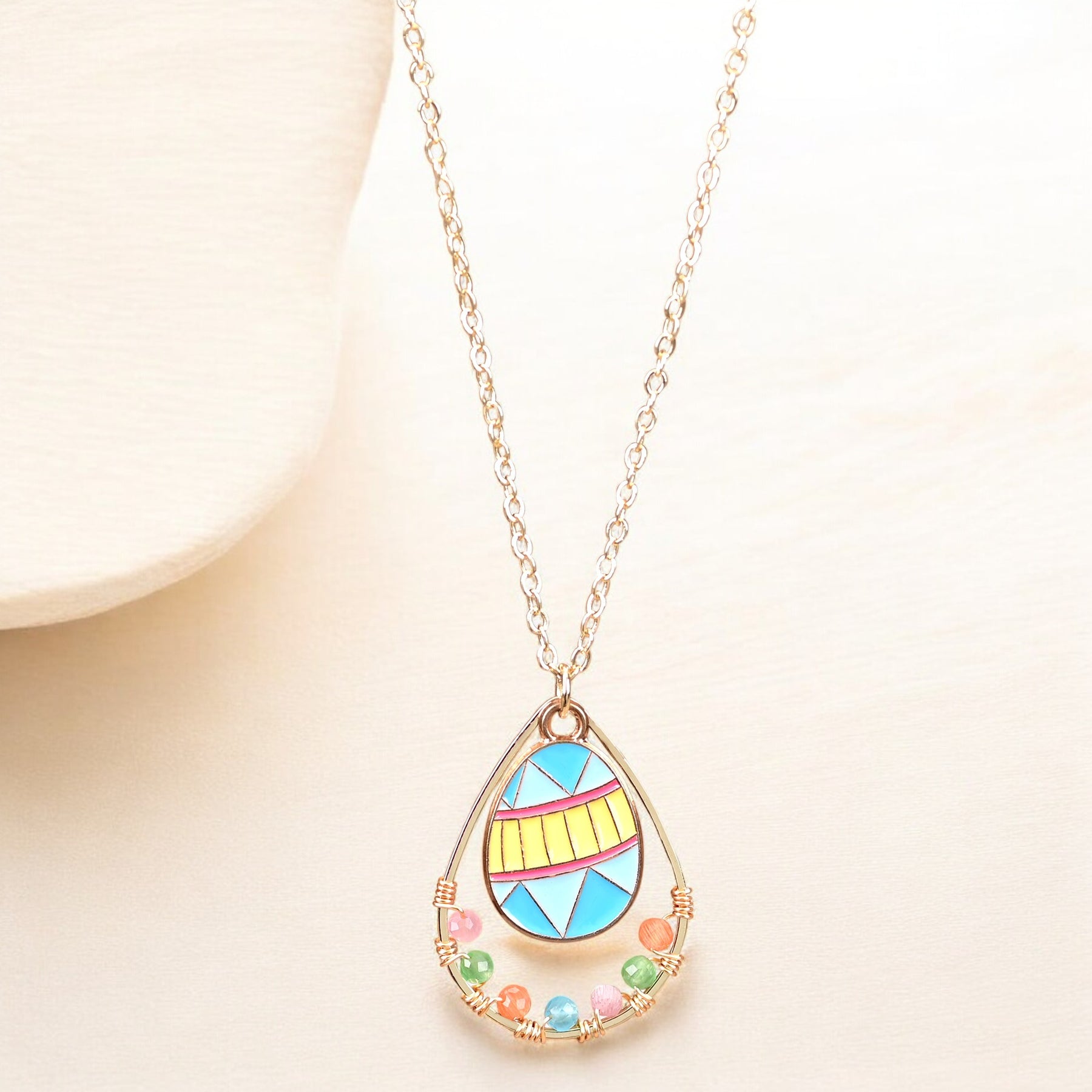 Collier d'œufs de Pâques