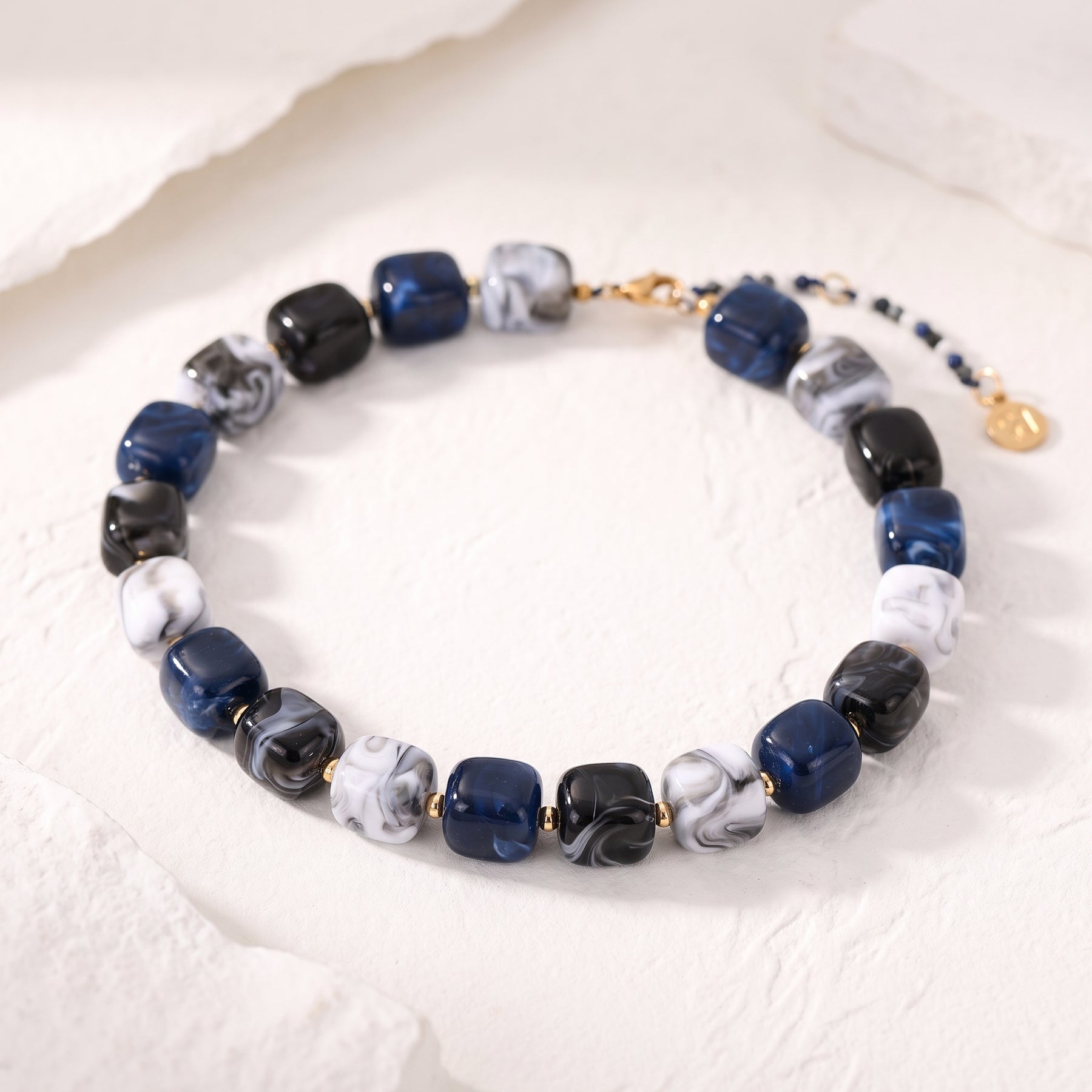 Collier à perles carrées épaisses Automne