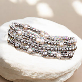 Bracelet enveloppant de protection en perle éclatante