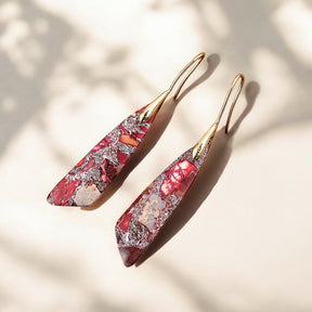 Boucles d’oreilles antiques à crochet en Regalite rouge