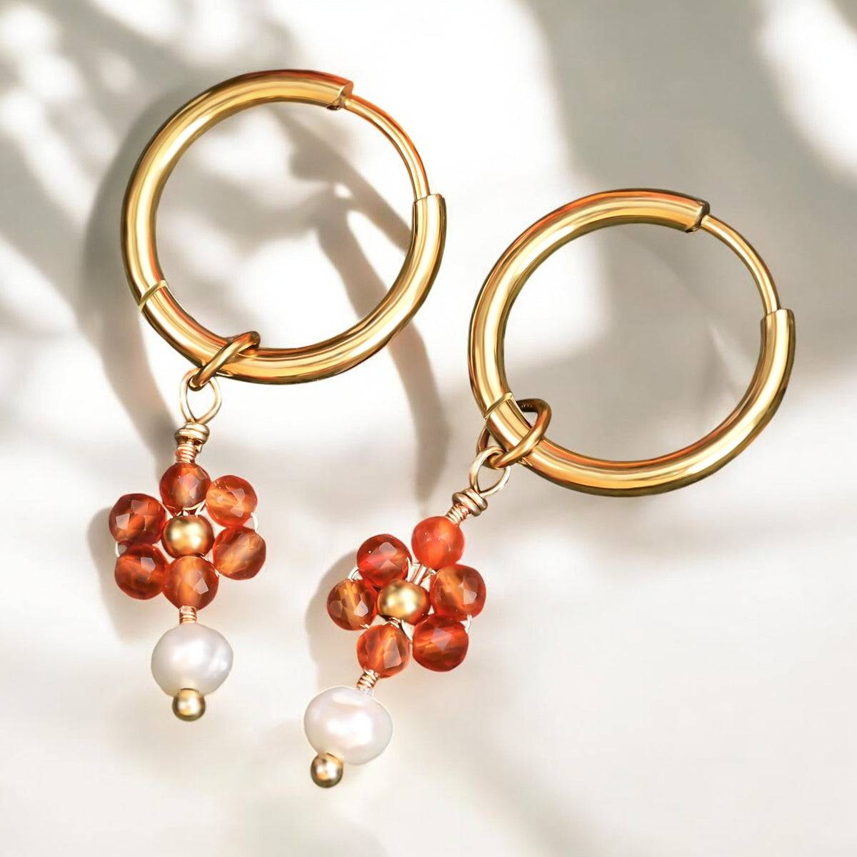Boucles d'oreilles créoles en perles et agates Golden Grace