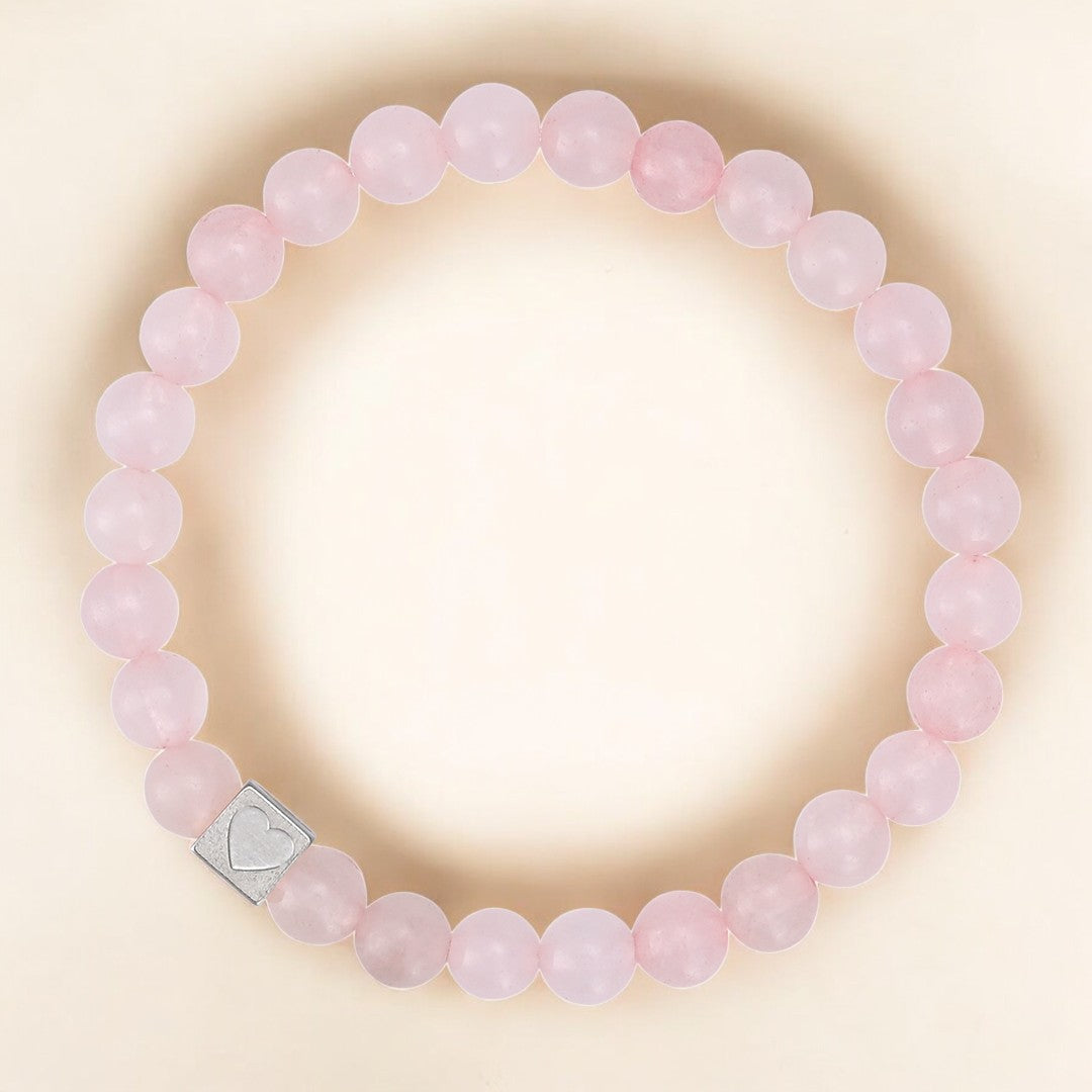 Bracelet de perles d'amour argenté de la Saint-Valentin